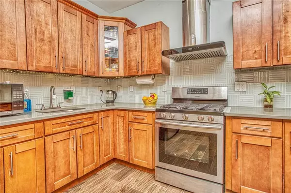 Brooklyn, NY 11235,1255 East 52 ST