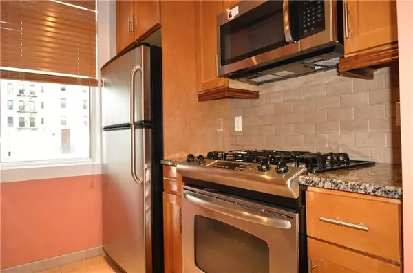 Brooklyn, NY 11214,7620 Bay Pkwy #3C