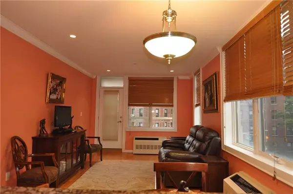 Brooklyn, NY 11214,7620 Bay Pkwy #3C