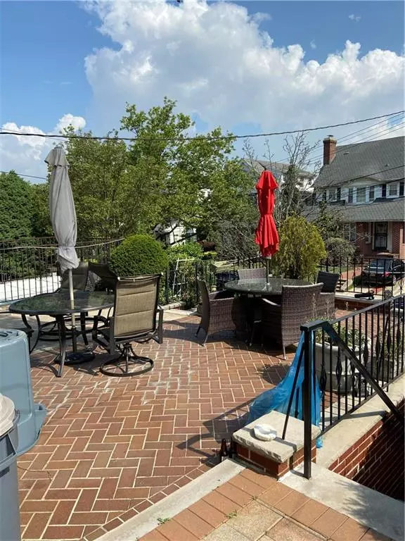 Brooklyn, NY 11209,130 85 ST