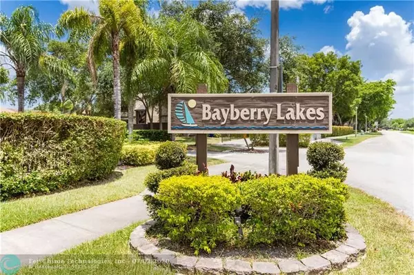 Pembroke Pines, FL 33024,2081 BAYBERRY DR  #2081