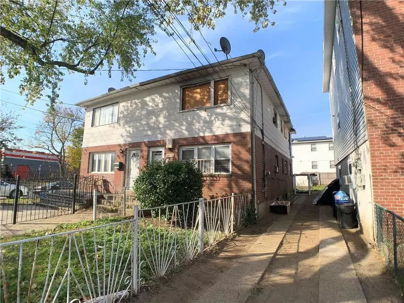 187-03 Ridgedale ST, Queens, NY 11413