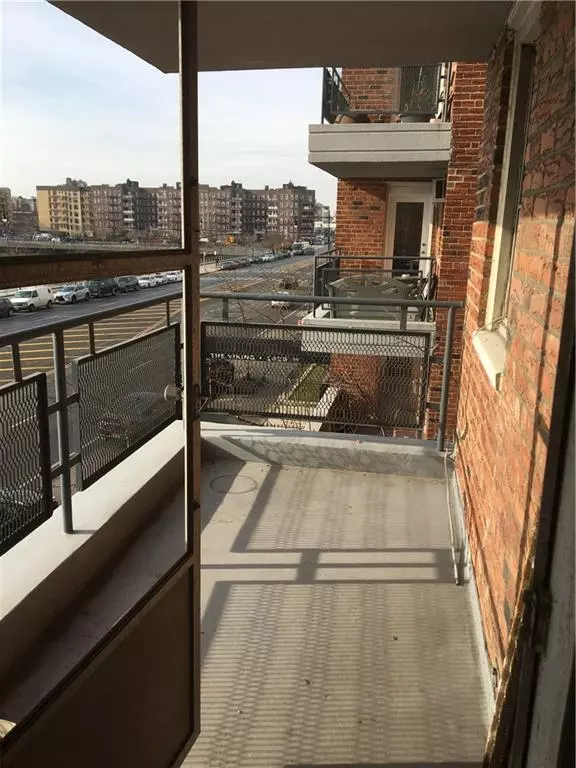 Brooklyn, NY 11235,1625 Emmons AVE #2C