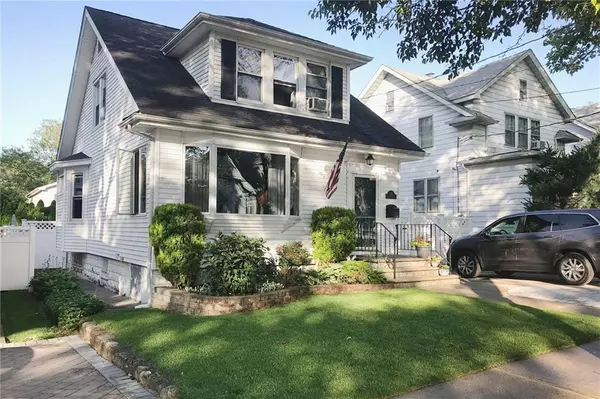 282 Rose AVE, Staten  Island, NY 10306