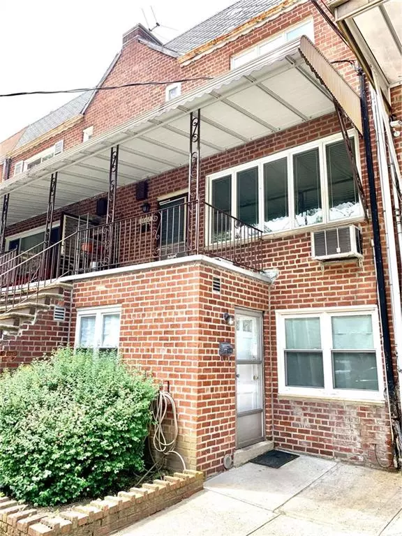 Brooklyn, NY 11235,2662 Brown ST