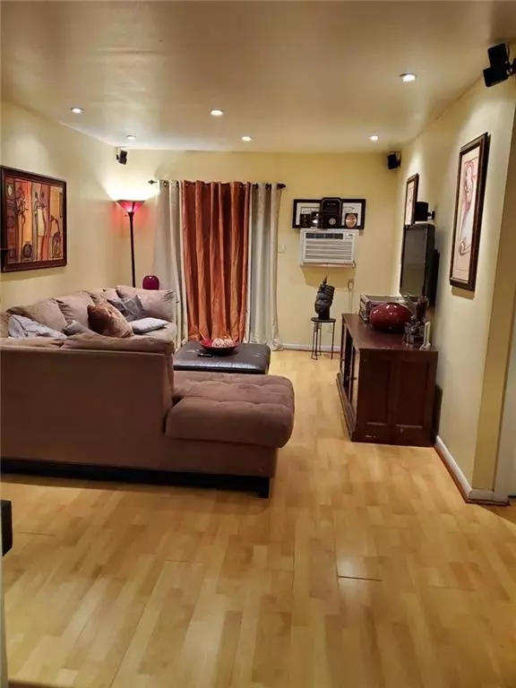 Brooklyn, NY 11236,1251 East 80 ST #67