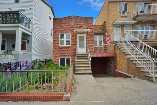 Brooklyn, NY 11209