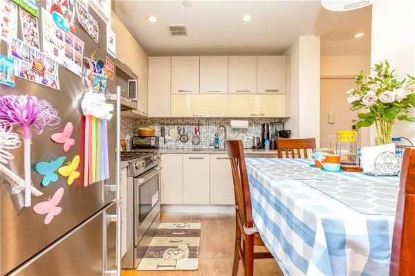 Brooklyn, NY 11214,8629 Bay Pkwy #4C