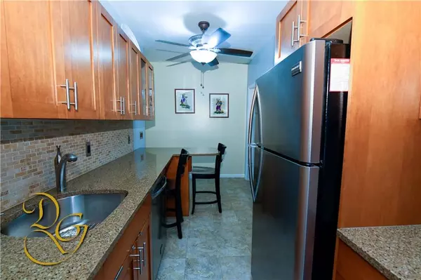Brooklyn, NY 11209,7901 4 AVE #C9
