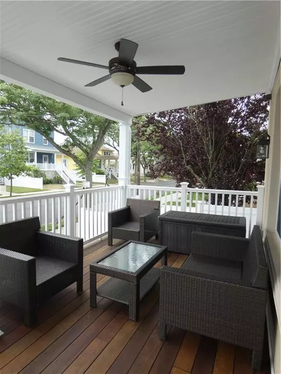Neponsit, NY 11694,433 Beach 143 ST