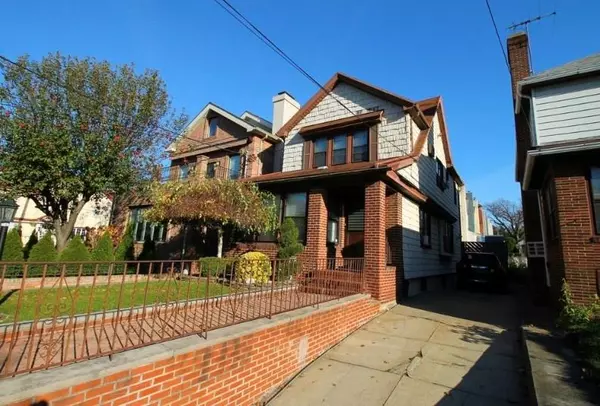 Brooklyn, NY 11209,8407 Colonial RD