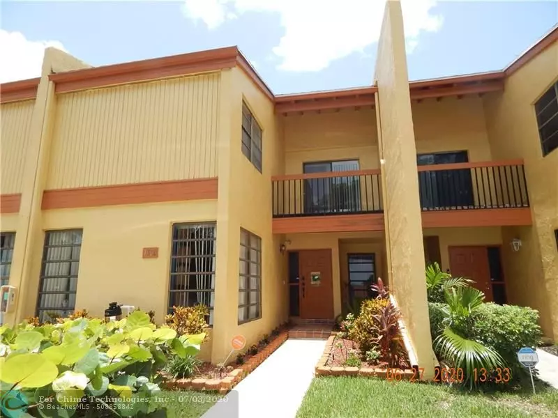 1560 NW 93  #298, Pembroke Pines, FL 33024