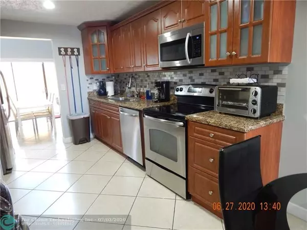 Pembroke Pines, FL 33024,1560 NW 93  #298