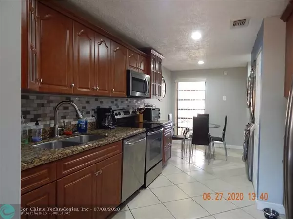 Pembroke Pines, FL 33024,1560 NW 93  #298