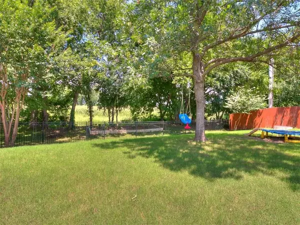 Norman, OK 73071,5213 Ladbrook Street