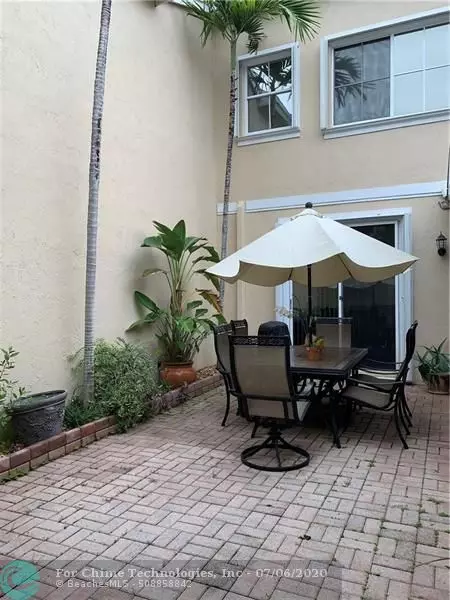 Hollywood, FL 33019,1545 Weeping Willow Way  #1545