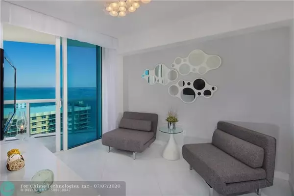 Hollywood, FL 33019,2711 S Ocean Dr  #2101