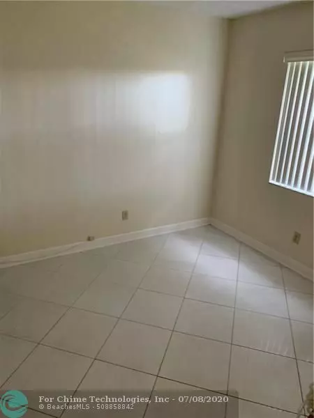 Sunrise, FL 33326,15702 E Waterside Cir  #102