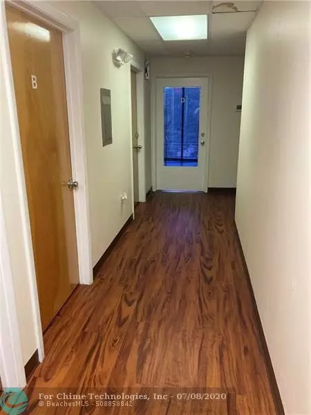 Pembroke Pines, FL 33026,1601 N Palm Avenue  #302