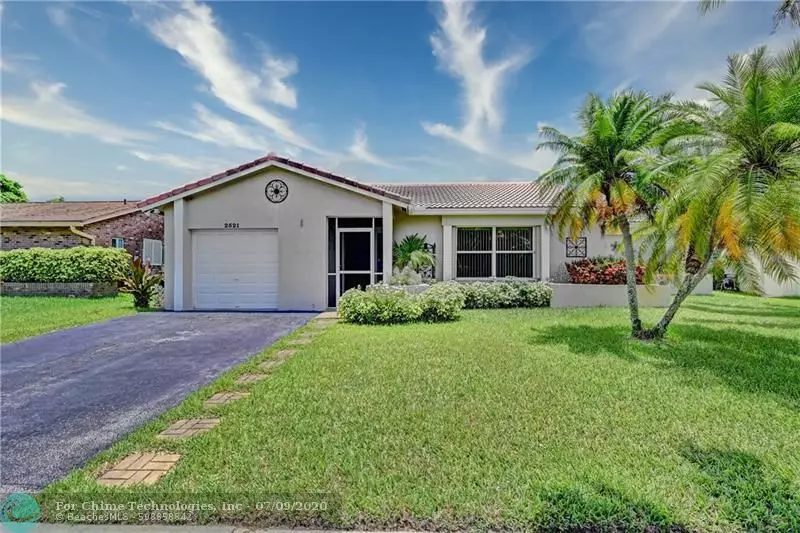 2521 NW 98th Ln, Coral Springs, FL 33065