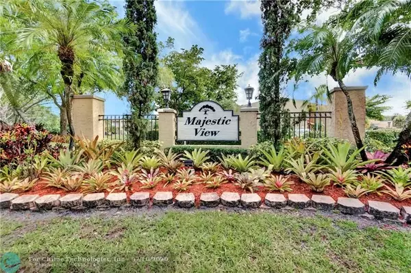 Plantation, FL 33324,710 E Coco Plum Cir  #2