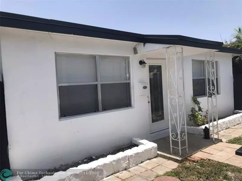 242 SW 9th St, Dania Beach, FL 33004