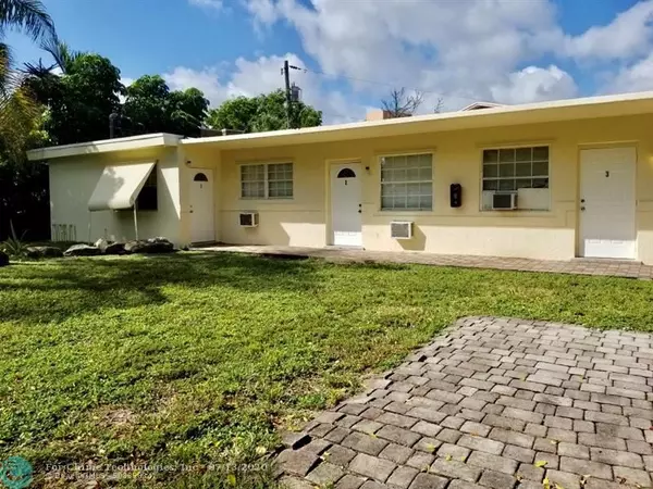 898 SE 2nd Pl,  Deerfield Beach,  FL 33441