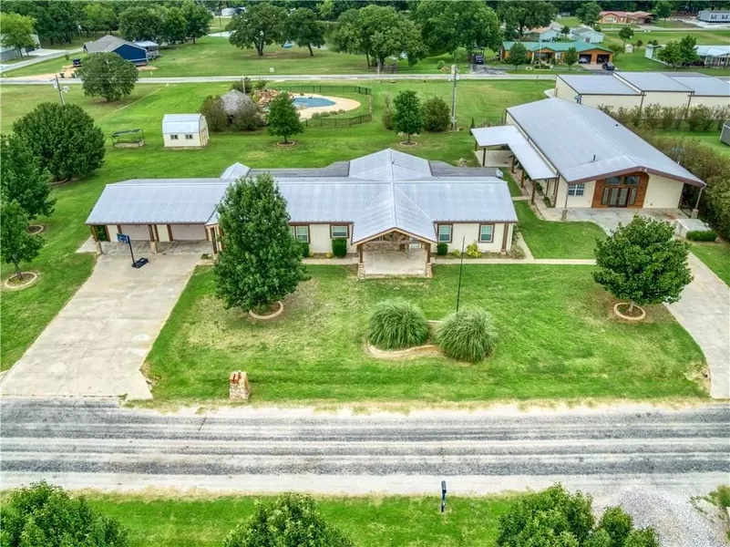 14142 Whispering Meadows Drive, Kingston, OK 73439