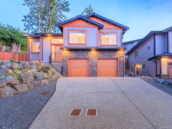131 Royal Oak Pl, Nanaimo, BC V9R 6V4