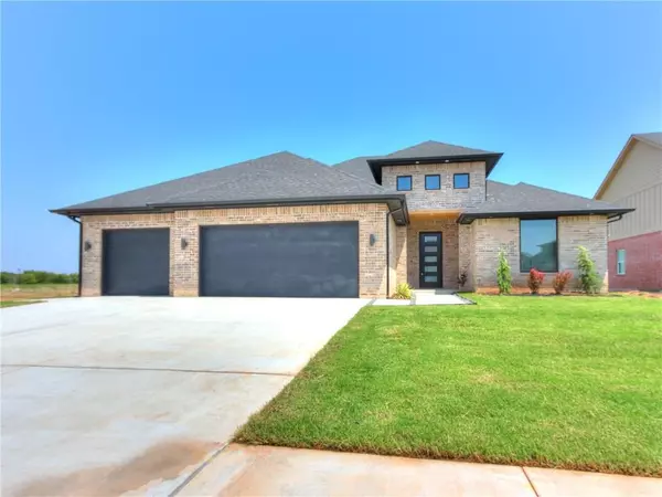 9225 NW 82nd Street, Yukon, OK 73099