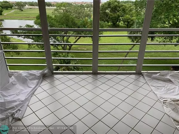 Pompano Beach, FL 33069,3090 N Course Dr #503