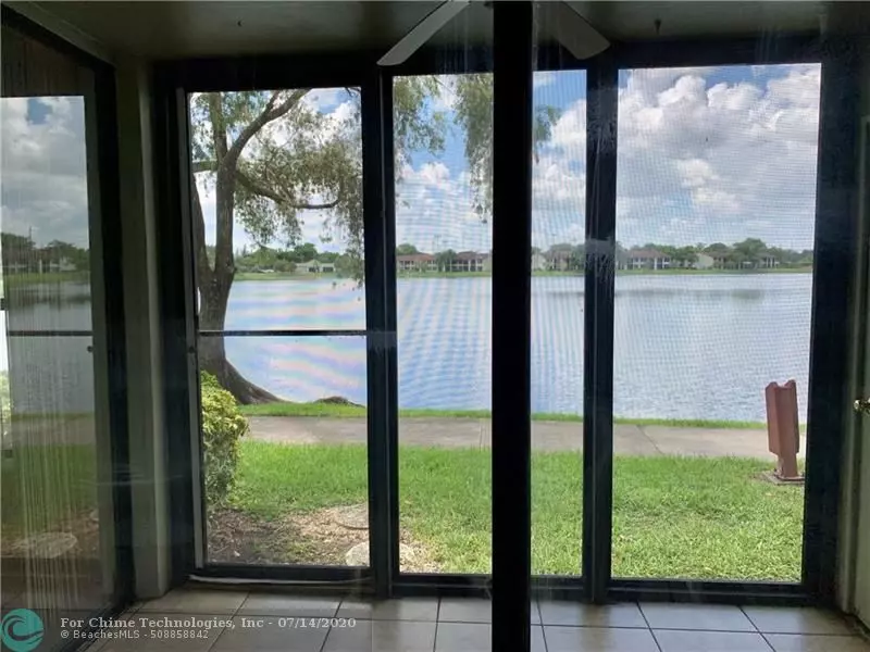 217 LAKE POINTE DR  #101, Oakland Park, FL 33309