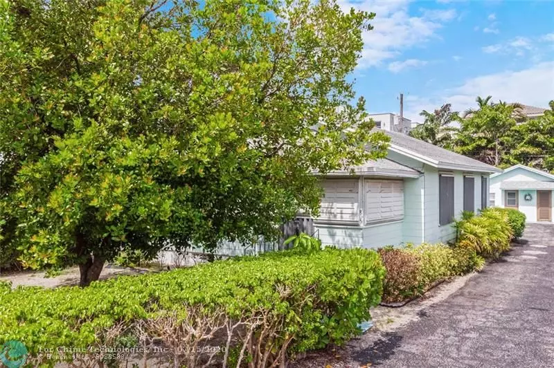 805 NE 16th Ter, Fort Lauderdale, FL 33304