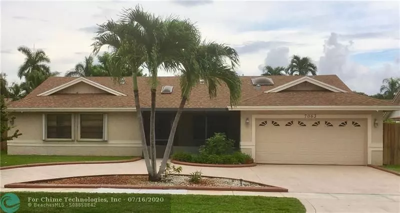 7063 NW 49th St, Lauderhill, FL 33319