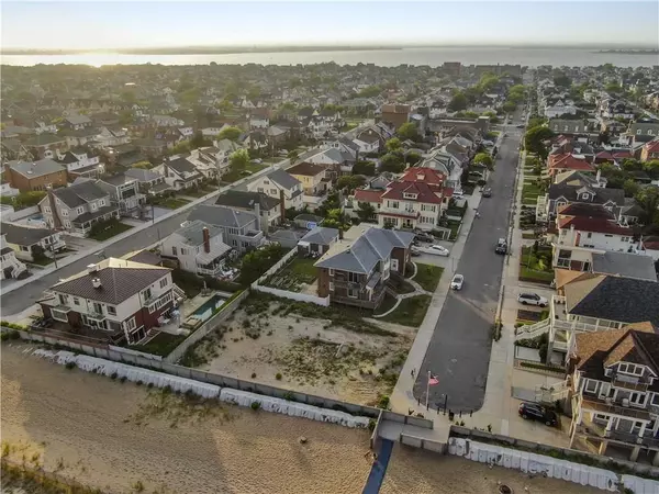129 Beach 134 ST, Far Rockaway, NY 11694