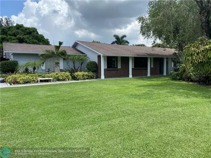 5320 SW 164th Ter, Southwest Ranches, FL 33331