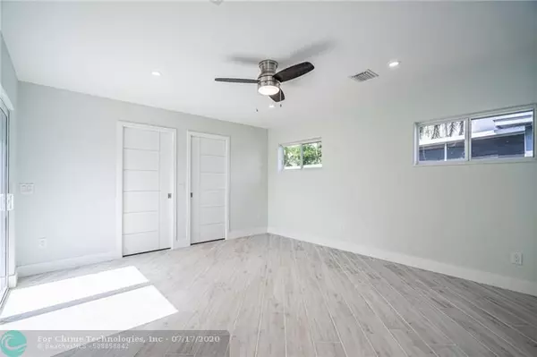 Oakland Park, FL 33334,70 NE 46th Ct