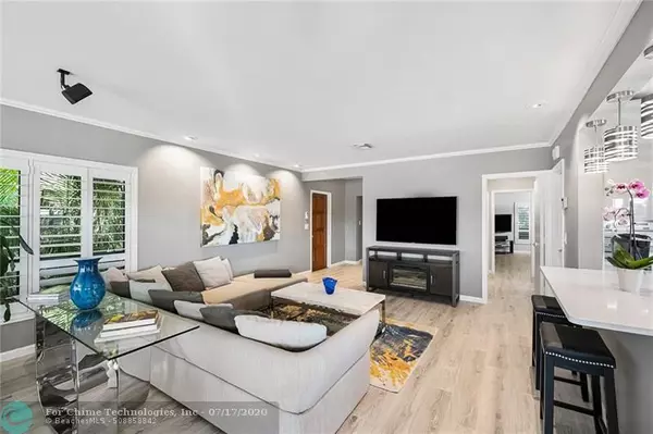 Fort Lauderdale, FL 33301,325 Sunset Dr  #B