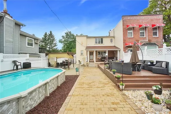 Staten  Island, NY 10305,30 Bionia AVE