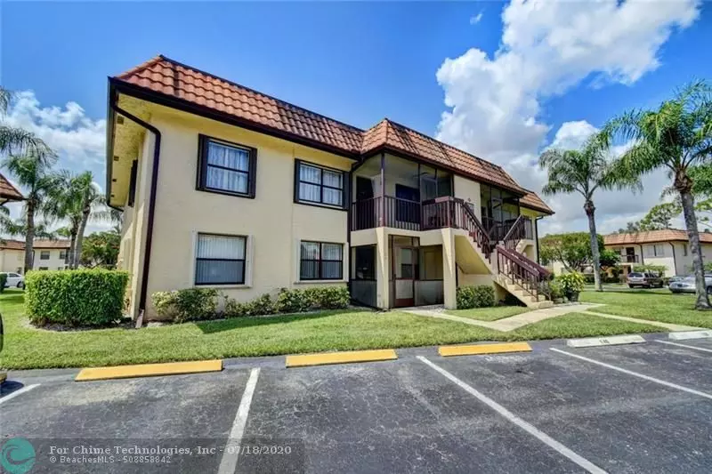 7233 Golf Colony Court  #104, Lake Worth, FL 33467