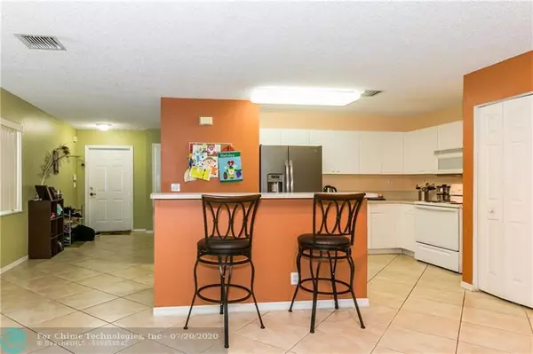 Tamarac, FL 33321,8500 E Southgate Shores Cir  #8500