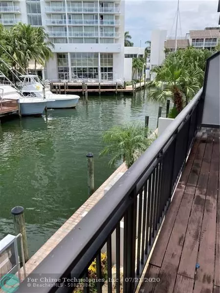 Fort Lauderdale, FL 33316,20 Port Side Dr  #20