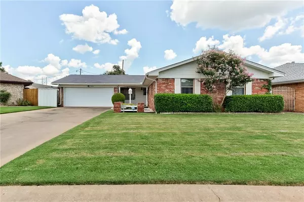 8304 S Hillcrest Drive, Oklahoma City, OK 73159