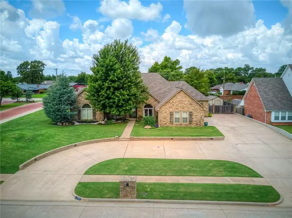 1429 Spring Creek Drive, Yukon, OK 73099