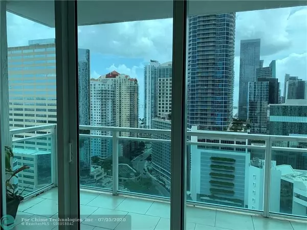 Miami, FL 33131,950 Brickell Bay Dr  #2607