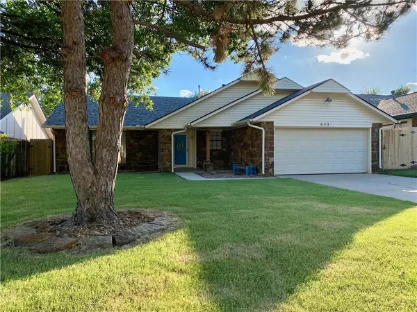 605 Westglen Drive, Yukon, OK 73099-6760