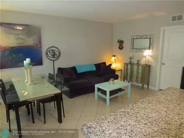 Wilton Manors, FL 33334,2660 NE 8th Ave  #316