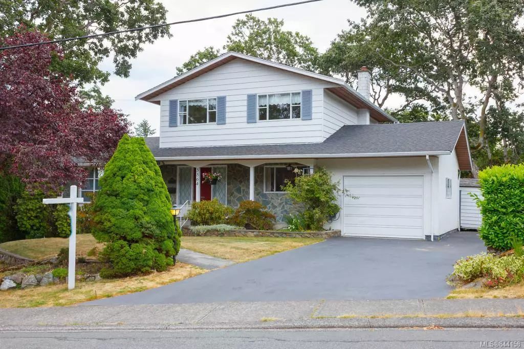 Oak Bay, BC V8P 4Z7,3564 Redwood Ave