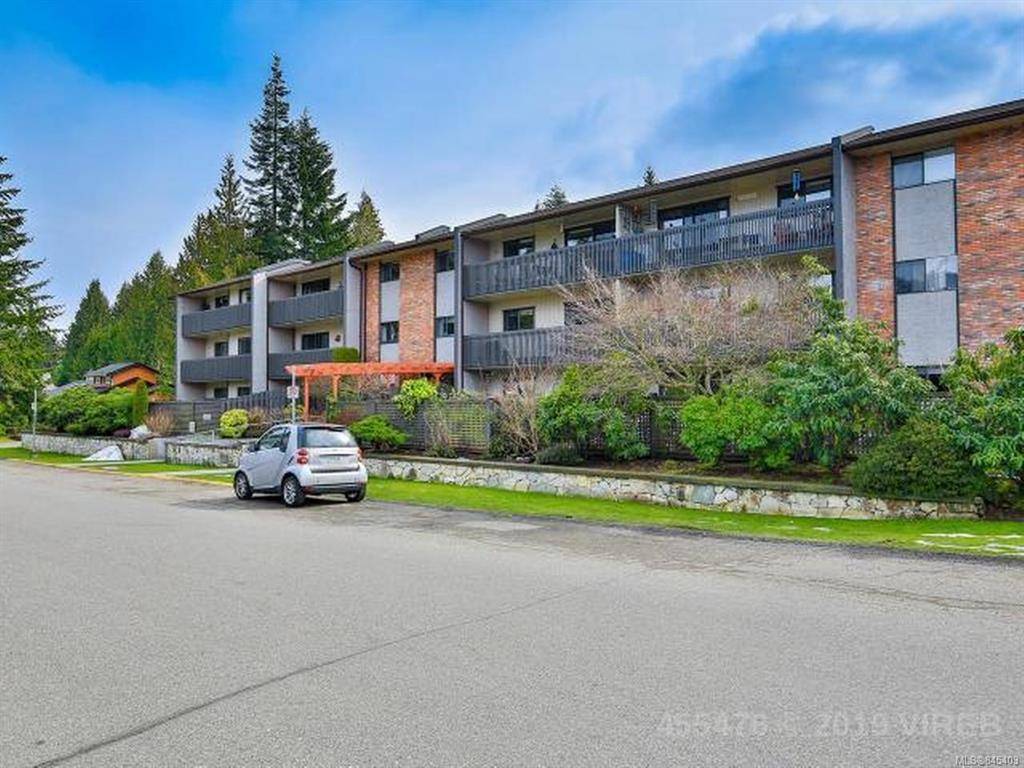 Qualicum Beach, BC,130 Sunningdale Rd E #201