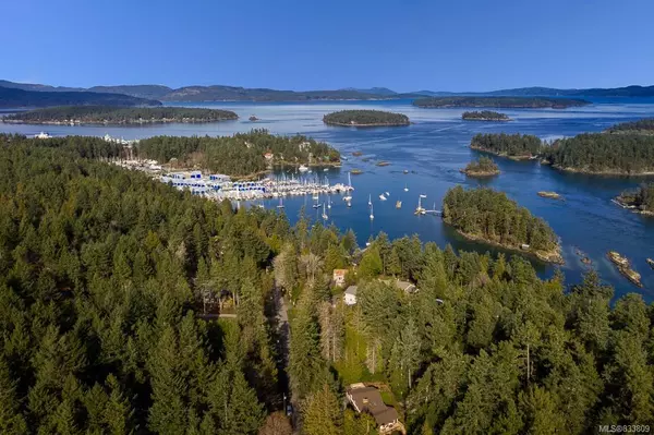 North Saanich, BC V8L 5H9,10914 Inwood Rd